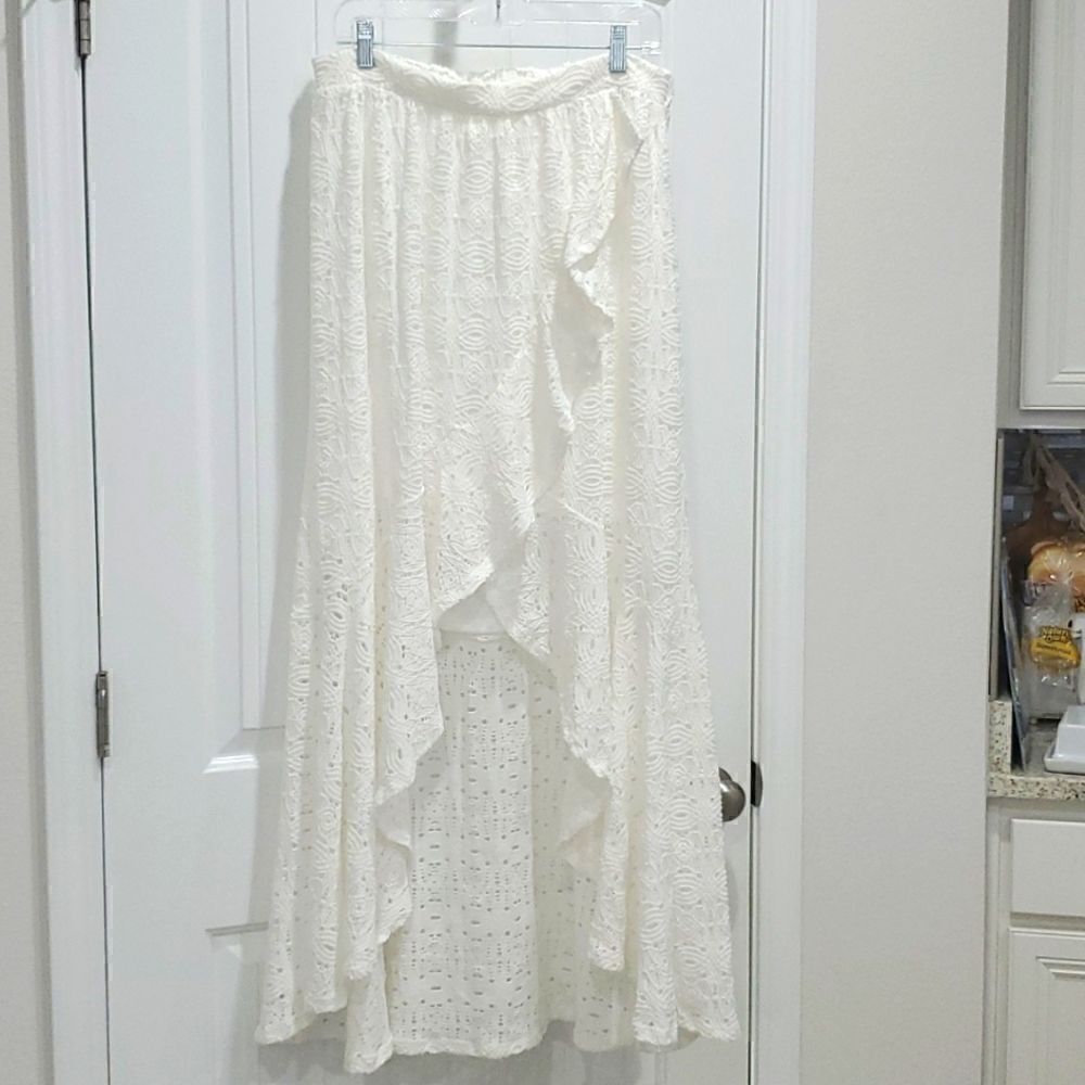 7th Avenue,  Ny & Co high & low skirt Size Large